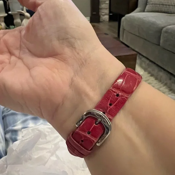 David Yurman women’s diamond stainless steel Madison watch-pink leather band - Picture 3 of 11